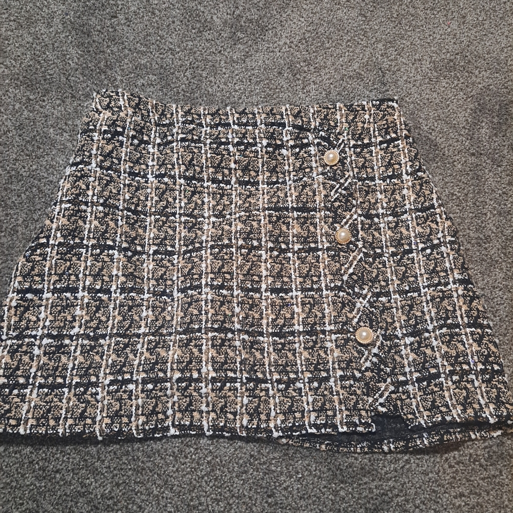 SHEIN Tweed Mini Skirt with Button Detail - Black and Cream